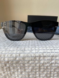 นตากันแดดแบรนด์  Hawkers Dark One Venm Hybrid  ของแท้100%รุ่นใหม่จากช็อป เลนส์ Polarized