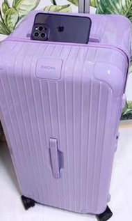 rimowa essential trunk plus size 33