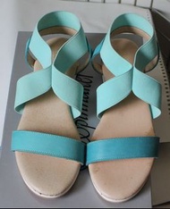 全新澳洲品牌【SPINNAKER】藍色真皮腳踝鬆緊帶設計低跟涼鞋Size:36