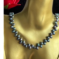 Super glossy black peacock feather pearl necklace with beads 6.5 to 7 mm long 43 cm siliver silver b