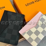 Donkey Wallet Donkey Tri-Fold Wallet Old Leather Chanel Tri-Fold Wallet Size: 11.5-10-2.5 LV Wallet 
