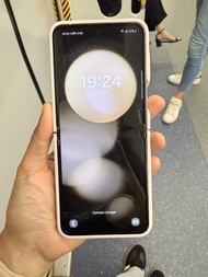 Samsung Galaxy Z Flip 5  512gb cream/white