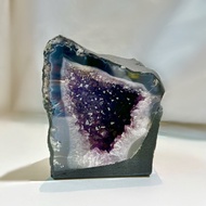 [Glace Crystals] Amethyst Geode Cave with Blue Agate banding