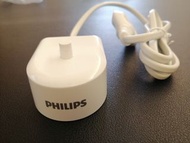 Philips HX 6100 充電器