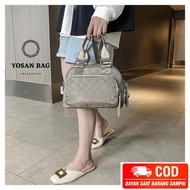 Newest Women's Sling Bag Women's Bag Handbag Beautiful Luxury Sling Bag Latest Navara Bag Original Yosan store Sling Bag Batam Can Pay On The Spot (COD) PROMO!!! Best Seller C8O0 Best Selling Cheap Women's Slingbag Waistbag