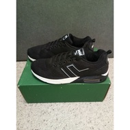 Baoji Sneakers ️ Size 39-40 (25.0 cm.) Comfortable To Wear Lightweight Feet Very New Condition.