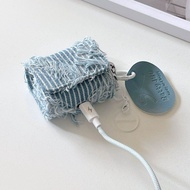 BOSKJUE | เคส Airpods Pro3 แบบฟลีซลายแอปเปิ้ล สีน้ำเงินยีนส์และขาว