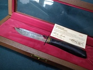 Harley Davidson  Flathead Buck Knife Harley Davidson 4"刀葉纪念版小刀。