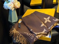 LV Louis vuitton Scarf 路易威登羊絨羊毛圍巾