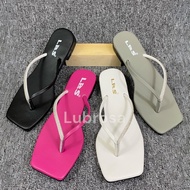 LBS Sandals Latest FlatWanita Sandal/ Wanita ELEGAN Sandal/ Trendy CasualWanita Size 37-40 Permata F