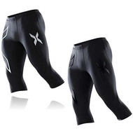 Celana Pendek Bawah Lutut Knee Length Compression Short Pants (2XU)