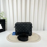 LV路易威登  芯片款 Steamer 黑老花郵差包單肩包斜挎包 男款