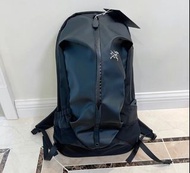 ARC'TERYX ARRO 22L 戶外包登山包 雙肩包 男女款 黑色