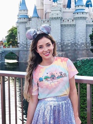 Womens World Traveler Shirt Magic Kingdom Graphic Tshirt Matching Trip T-shirt Girl Vacation Hodilay