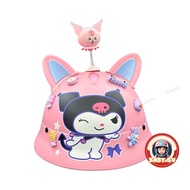 [KÈM CHARM] Nón bảo hiểm cho bé vành tròn Kuromi kèm lò xo Kuromi và tai mèo dễ thương - Nón chính h