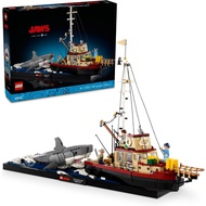 LEGO Ideas Jaws Set - Diorama Kit for Fans of The Classic Movie - Shark Toy - Movie Memorabilia Gift