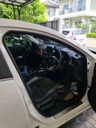 ยางขอบประตู​ Mazda2 (ยางกระดูดงูตัวใน)​