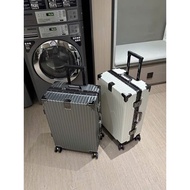 HIGH QUALITY ALUMINUM Luggage 20in-24in-28in, Shatterproof Aluminum Frame Suitcase
