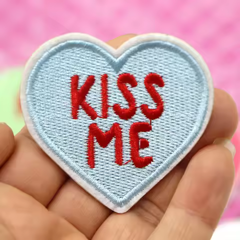 1Pcs Kiss me Hug Me Iron on Patches Embroidered Patch CandyColo For Clothing Applique Repair Patch f