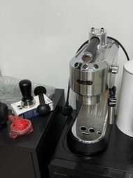 delonghi 咖啡機 EC685