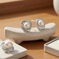 Glamorous Diamond Pearl Earrings for Women, Stylish Accessories  Anting-anting Berlian Mutiara Berga