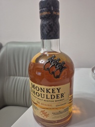 monkey  shoulder