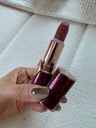 Charlotte tilbury 唇膏