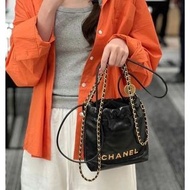 【CHANEL】Chanel 22 mini bag in black colour
