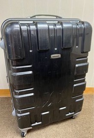 深灰色Pierre Cardin行李箱 Suitcase In Grey