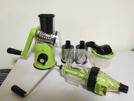手動榨汁器及刨絲器