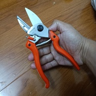 Steel blade scissors, HCR specializes in pruning branches up to 2cm, 3cm large, specialized in garde