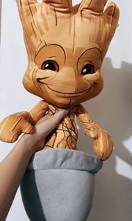 歐美正版特別版連花盆 marvel groot公仔 +錢轉groot畢業公仔