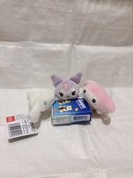 [$120@3] Kuromi 可羅米 玉桂狗 melody 肉桂狗 麻糬豆袋趴趴公仔 扁扁肥嘟嘟面紅 mochi 大耳狗 cinnamoroll 美樂蒂日版 FURYU Sanrio 景品 2026