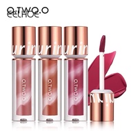 O.TWO.O Matte Lipstick