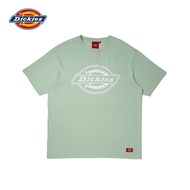 DICKIES MENS RELAXED LOGO TEE เสื้อยืดคอกลม แขนสั้น ผู้ชาย