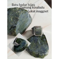 Cincin batu badar hijau (gunung kina balu)lekat maggnet