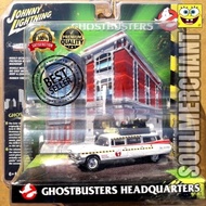 Johnny LIGHTNING DIORAMA GHOSTBUSTERS HEADQUARTERS - ECTO 1A 1959 CADILLAC MY