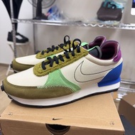Nike daybreak type