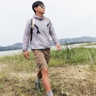 QUECHUA เสื้อกันแดดสำหรับผู้ชายรุ่น HELIUM 500 เสื้อเดินป่า กันลม กันแดด มี4สี ส่งไว