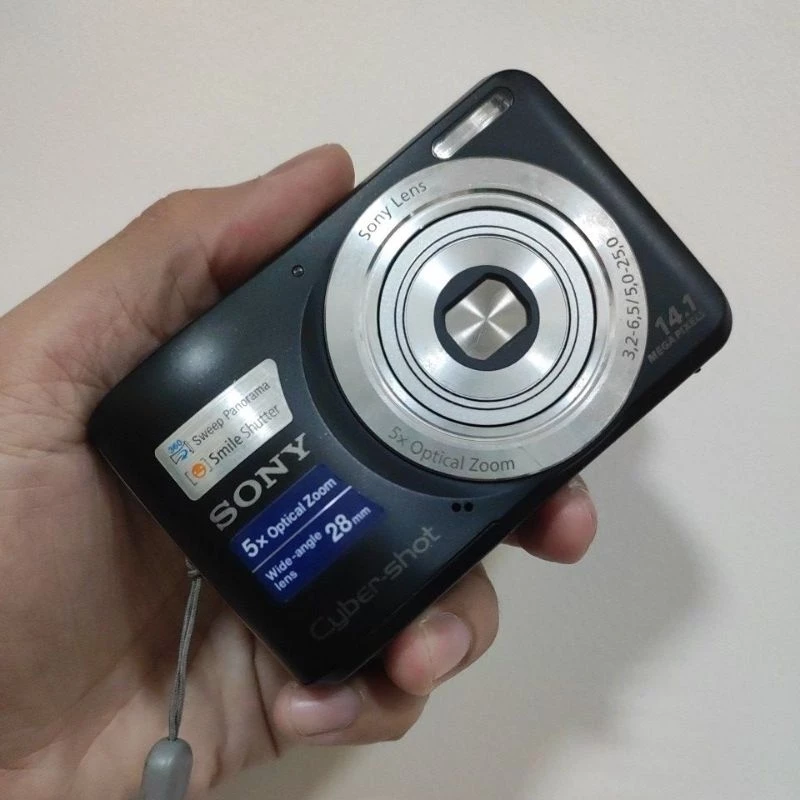 กล้องถ่ายรูปดิจิตอล Sony Steady-Short DSC-S5000