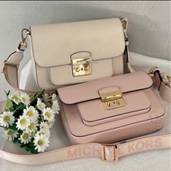 MICHAEL KORS SLOAN EDITOR 掀蓋方包MK