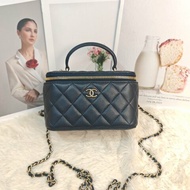 Chanel 手柄化妝盒包 午夜藍金扣 芯片款