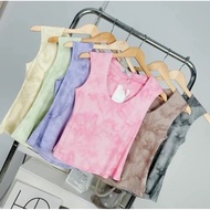 090 Printed U-Neck T-Shirt