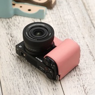 適用機型SONY ZV-E10 II 手掌紋皮革相機底座皮套