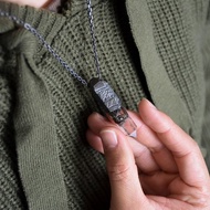 純銀鑲嵌異像幽靈水晶柱配鏈吊墜項鏈