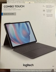 放Logitech Combo Touch iPad Air 13吋 (M2) 鍵盤保護套