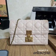 DIOR 粉藤格霧金釦WOC斜背鏈包