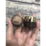 Liquidation of Estee Lauder Eye Cream 5ml separate set date 10/2022.