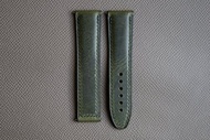 橄欖綠蠟感牛皮訂製錶帶，適用於 Omega 摺疊錶扣