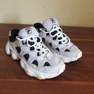 sepatu fila pria original